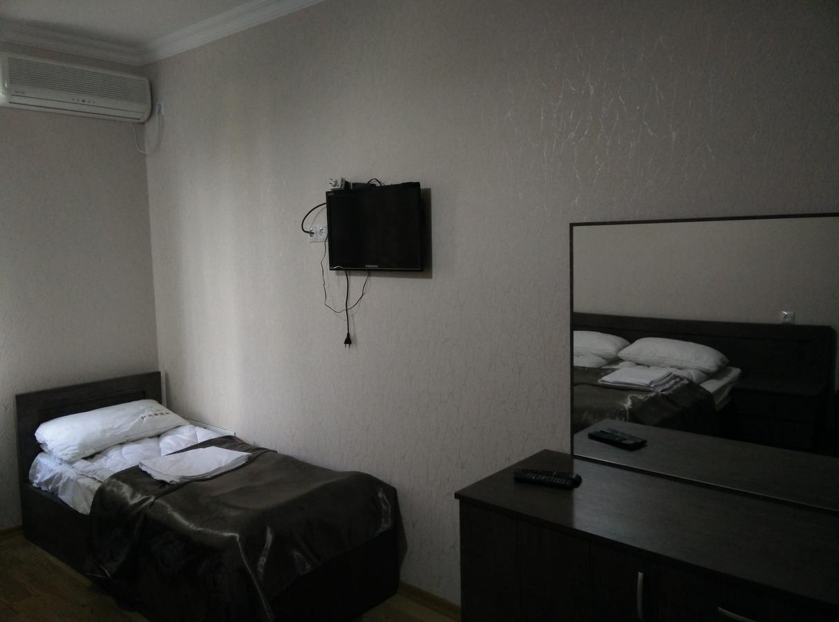 Hotel Mimino ティビリシ エクステリア 写真