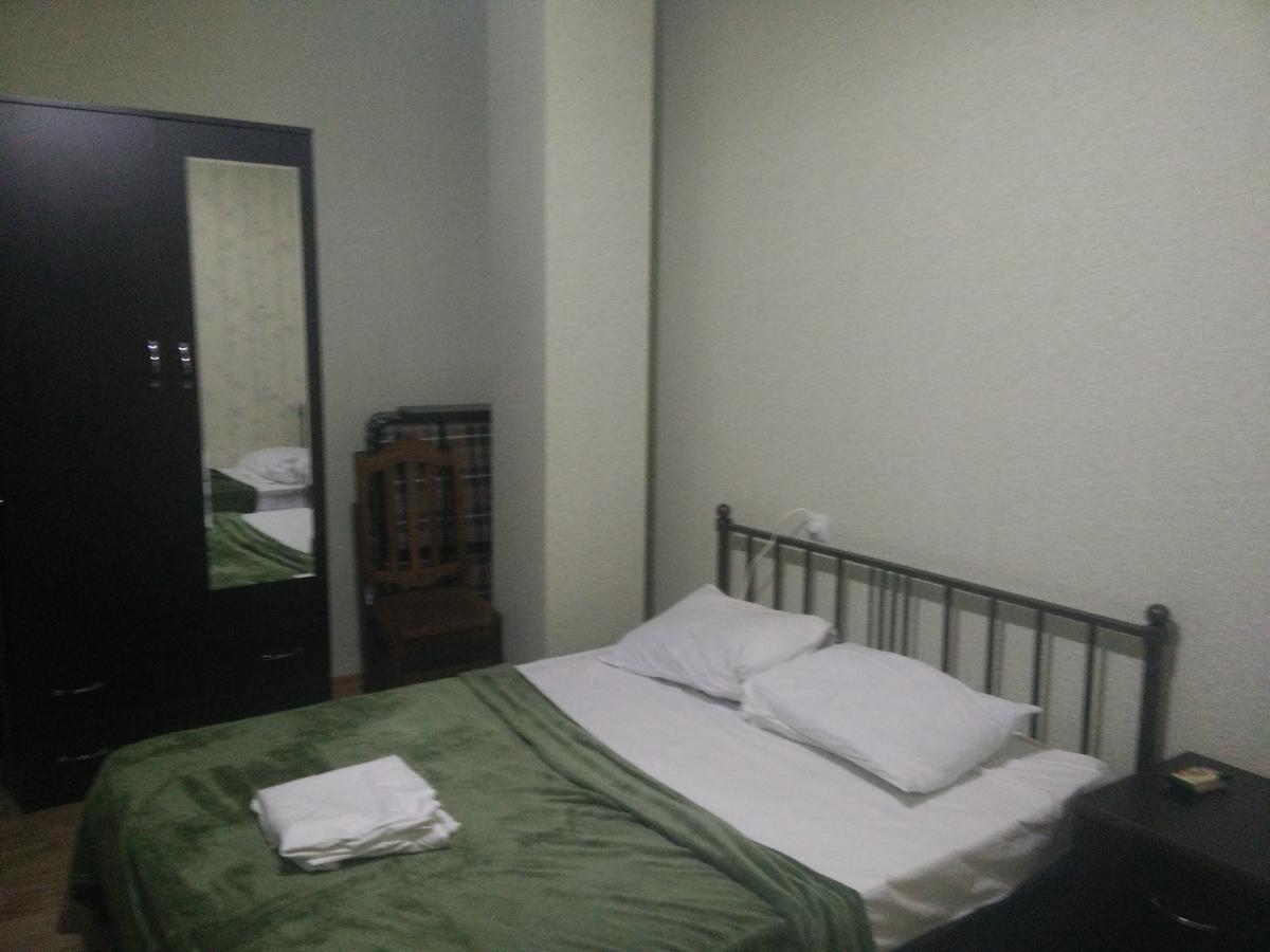 Hotel Mimino ティビリシ エクステリア 写真